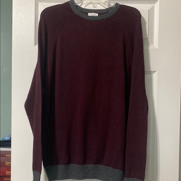 Old Navy Other - Men's Burgundy Sweater with Gray Accents